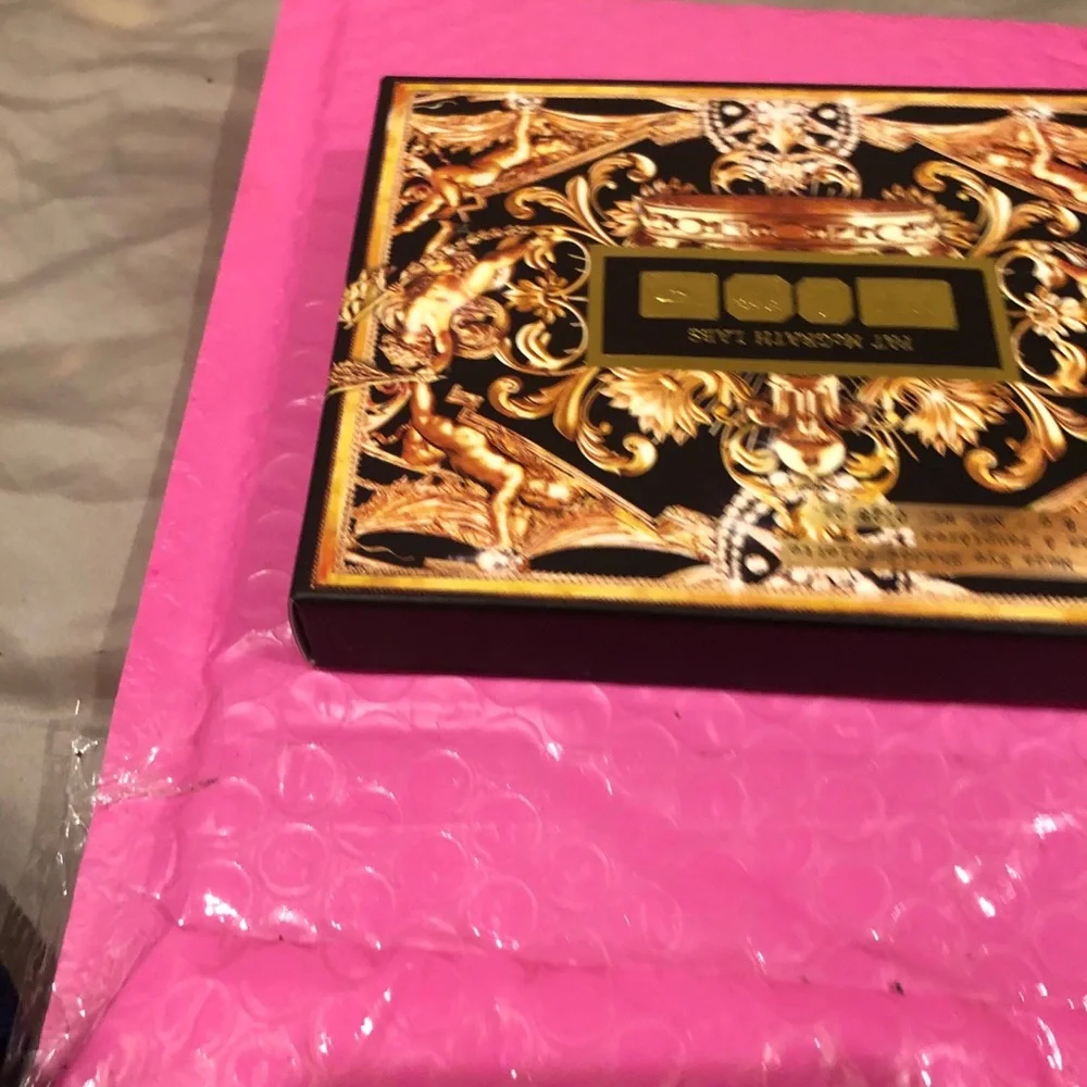 Pat McGrath Eyeshadow Palette - Pink, Purple, Gold, and More - Picture 3 of 3